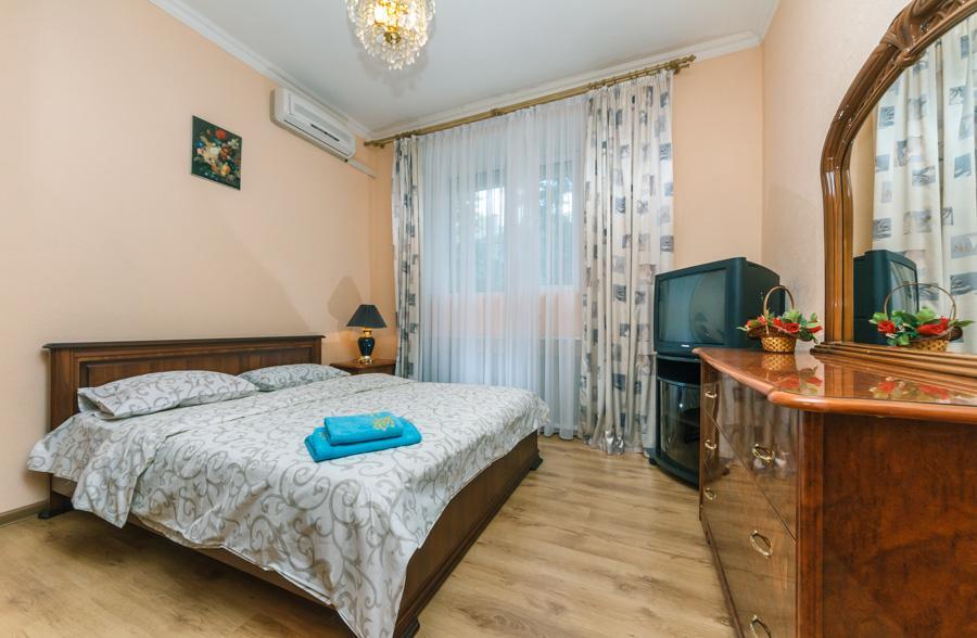 Two Bedroom Apartment On Liuteranska Street Kiev Extérieur photo